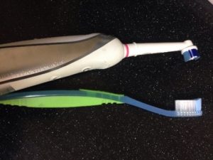 manual vs electric tooth brush